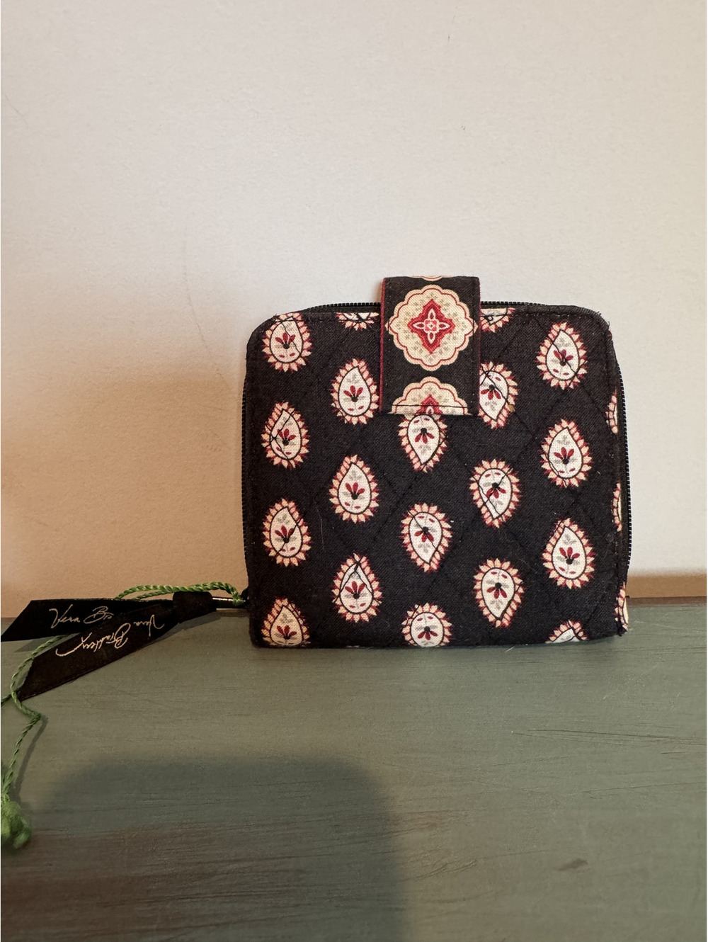 NWT Vera Bradley Quilted Snap Wallet in Retired Classic Black Pattern